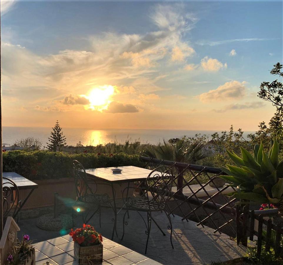 مبيت وإفطار Forio di Ischia La Terrazzina Sul Tramonto المظهر الخارجي الصورة